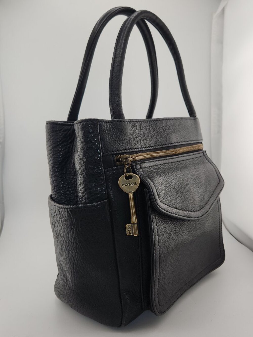 Fossil Black Pebbled Leather Bag | Gold Key Charm | 1954